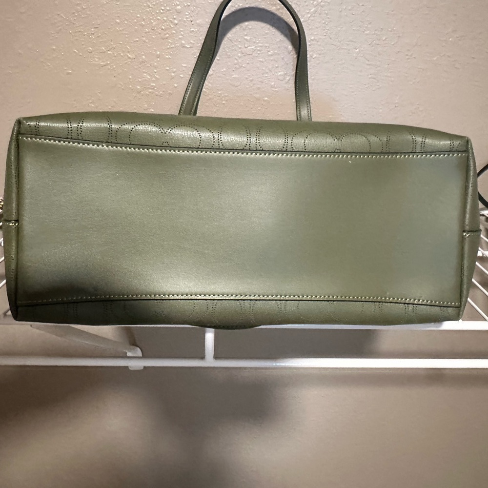 Coach Olive Green Tote with Matching Wristlet - Picture 5 of 5